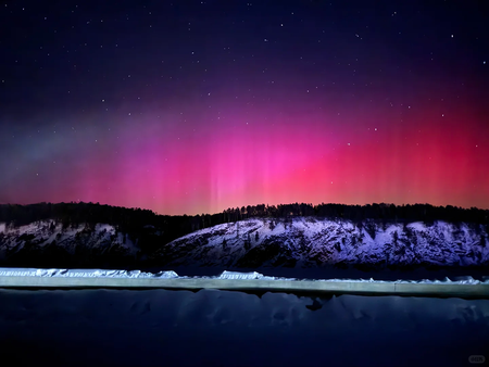 Arctic Village Star Gazing Lookout