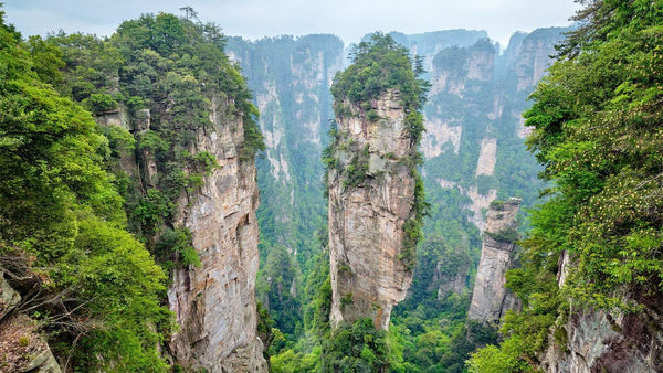 Avatar Mountains (Yuanjiajie Hallelujah Mountain Trail)