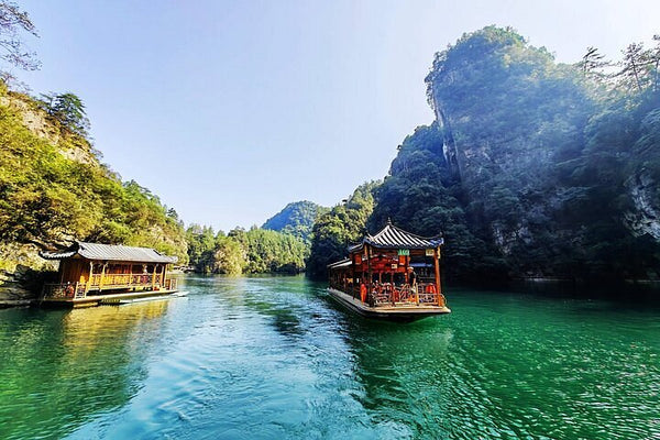 Baofeng Lake Eco Cruise (The Emerald Pool)