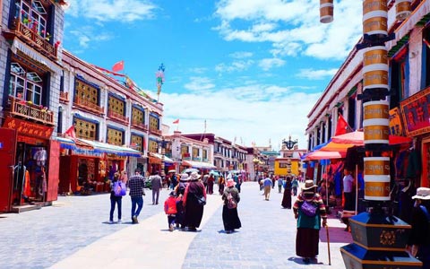 Barkhor Street Traditional Kora Walking Circuit