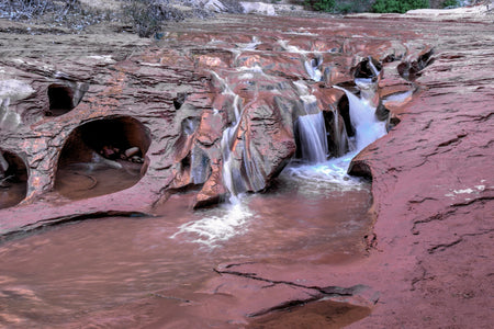 Bezeklik Mutou Canyon Oasis Stream Loop