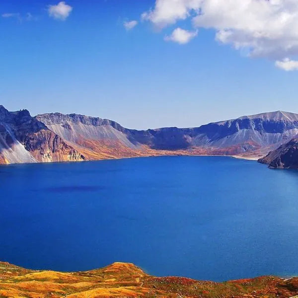 Changbaishan Tianchi Crater Lake (South Slope)