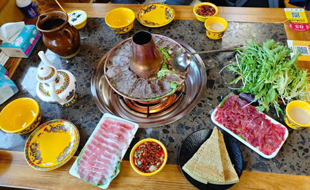 Dukezong South Gate Tibetan Hot Pot Culinary Feast