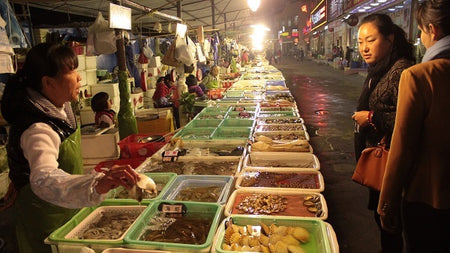 Gongbei Shuiwan Road Seafood Food Street
