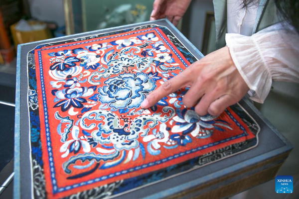 Han Embroidery (Jingxiu) Workshop