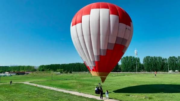 Hot Air Balloon Ride (Yanqi Lake)