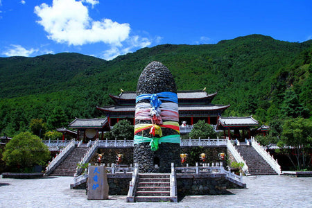 Jade Water Village Naxi Temple (Yushui Zhai)