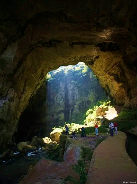 落笔洞 (Luobidong Cultural Cave)