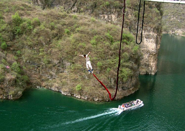 Qinglongxia Bungee Jump