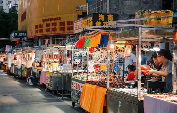 Sanya First Market Night Craft Lanes
