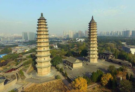 Shuangta Twin Pagodas Market