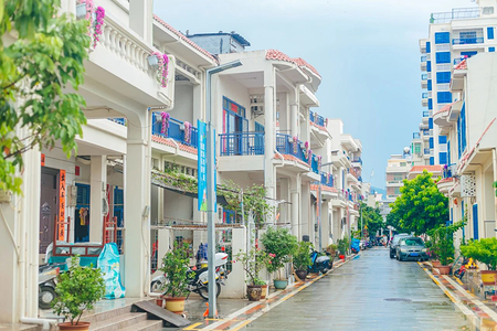 Tianya Town Blue Alley Walk