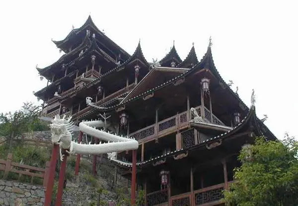Tujia Minority Heritage Palace (Tu Simiang)