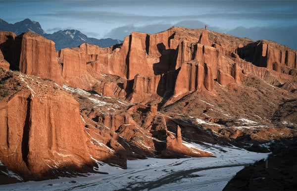 Tuyugou Grand Canyon Red Layer Geological Promenade