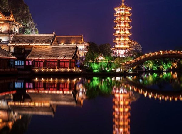 Two Rivers and Four Lakes Night Cruise